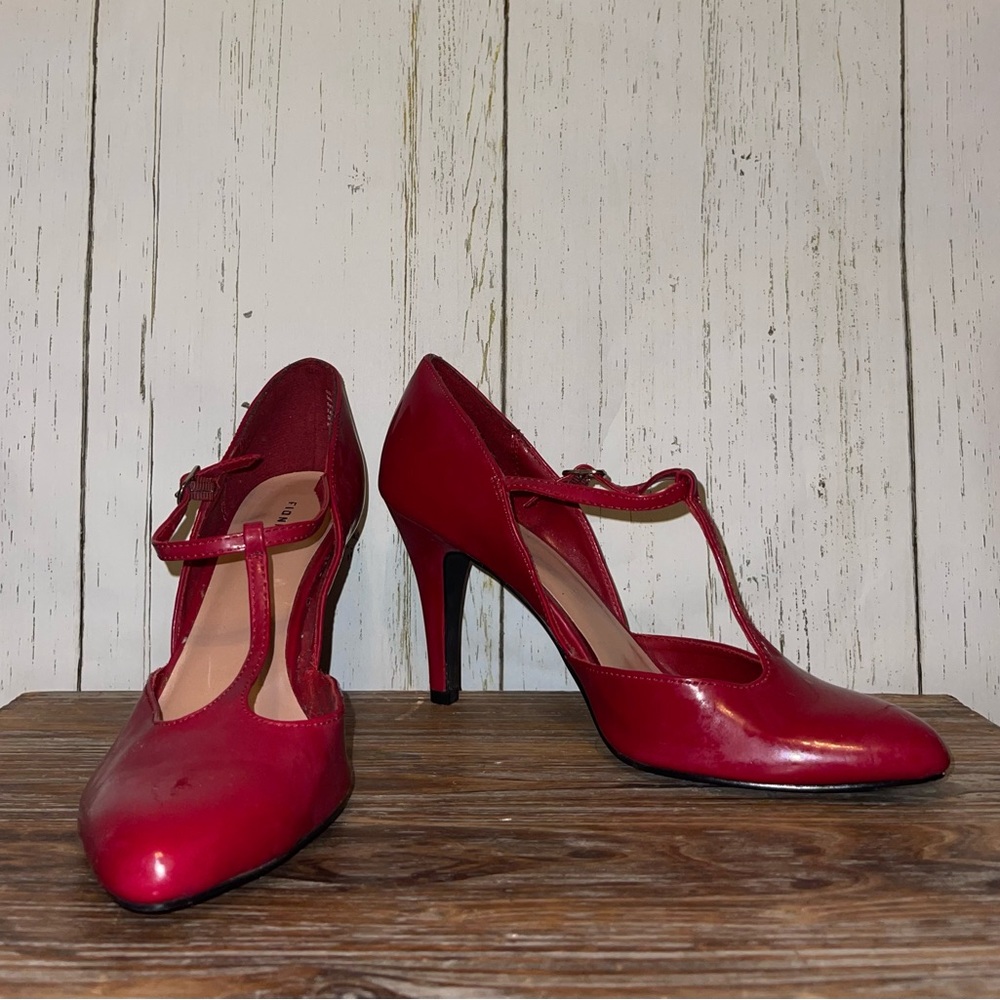 Fioni Size 9.5 red heels. Never Worn.